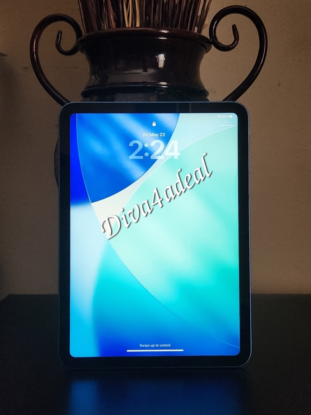 Apple Ipad 10th Generation 10.9” 64GB Wi-Fi Blue w/Blue Folio Case M